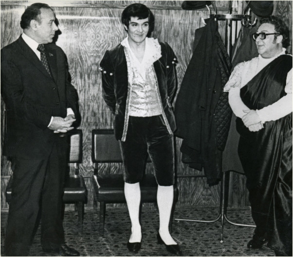 After the performance of "Barbiere di Siviglia". G.Aliev, M.Magomaev – Figaro, R.Atakishiev - Almaviva