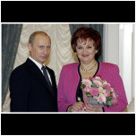 В.В.Путин и Т.И.Синявская. Вручение Ордена в Кремле.